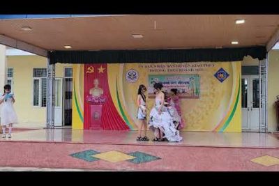 Văn nghệ 8A năm học 2023 2024