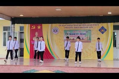 Văn nghệ 7B năm học 2023 2024
