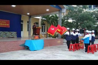 GD ngoài giờ lên lớp: Toàn cảnh CB-GV-HS ủng hộ đồng bào miền Trung