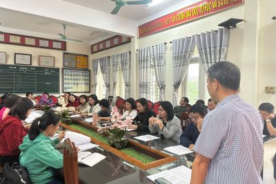 HỘI NGHỊ KIỂM ĐIỂM ĐẢNG VIÊN NĂM 2025 – TRƯỜNG THCS HOÀNH SƠN.